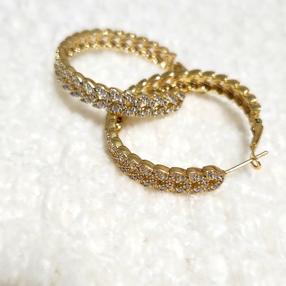 Hoop Earings - Picture 4 of 4
